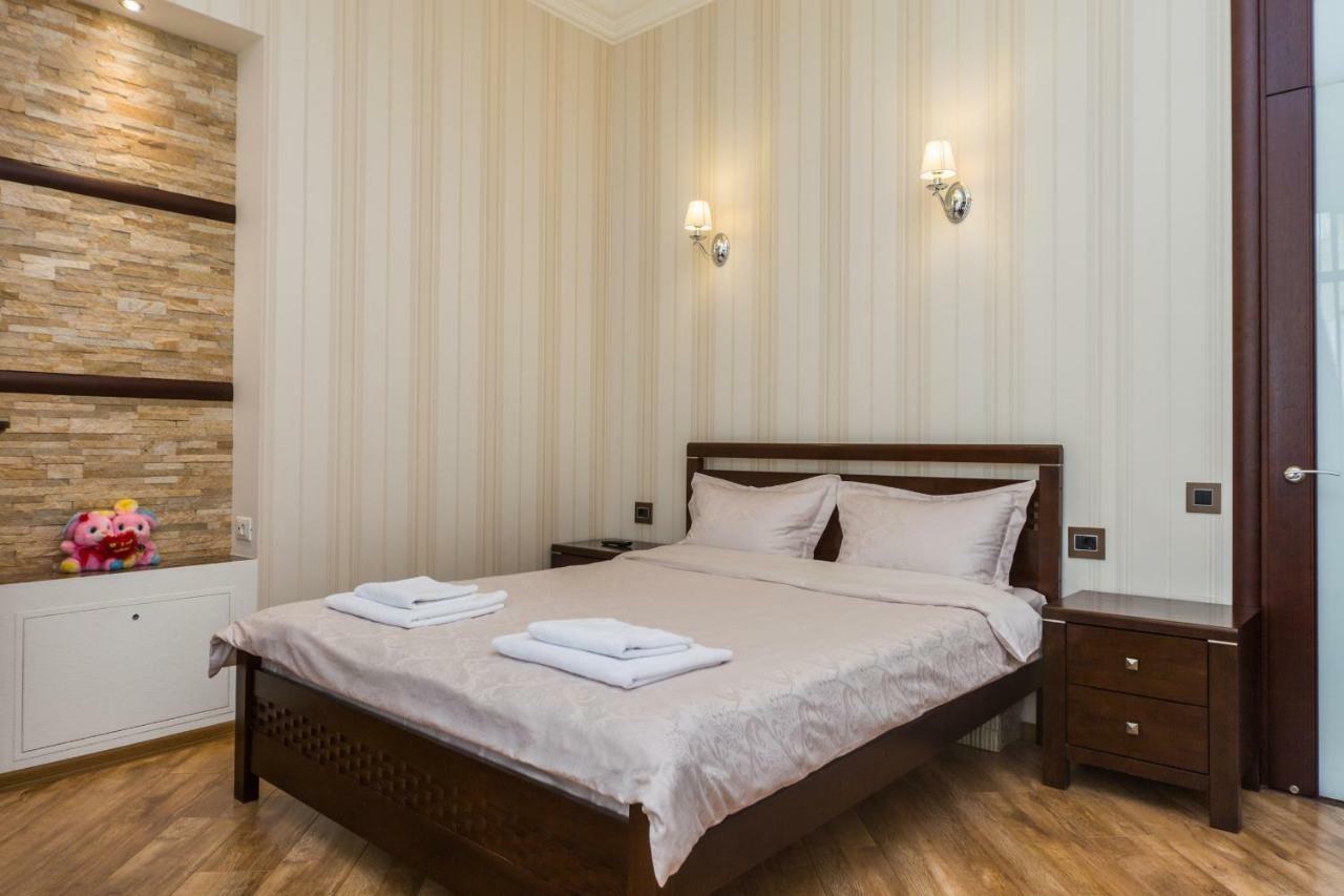 Apartamenty Na Sofievskoy Odessa Exterior foto