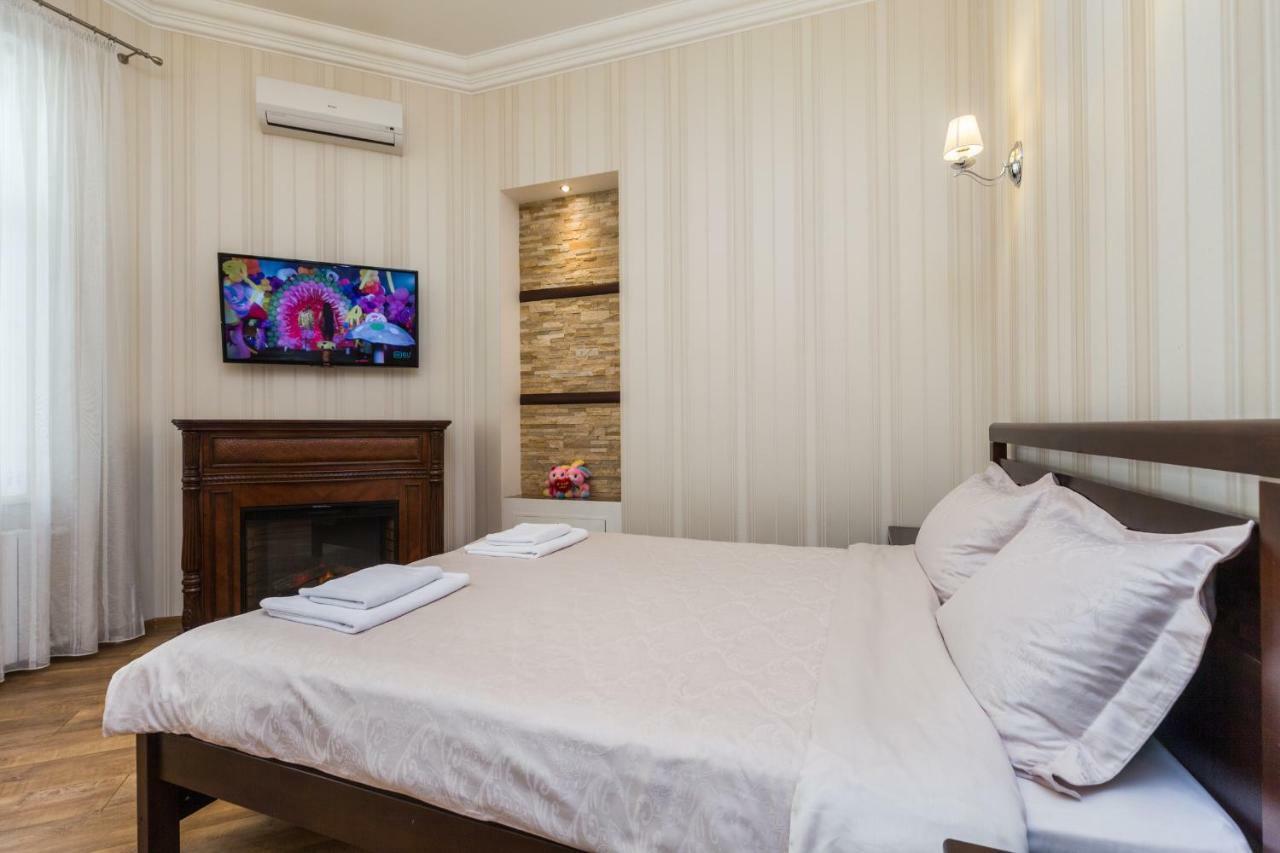 Apartamenty Na Sofievskoy Odessa Exterior foto